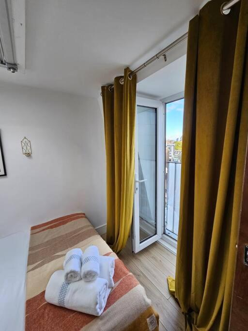 West Kensington Bright Flat Apartment London Exterior photo